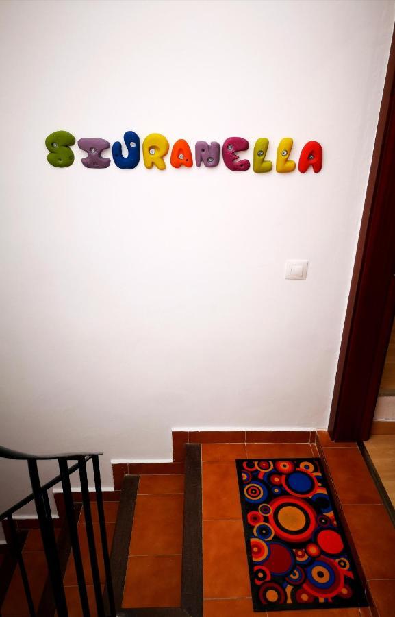 Cornu Karma Apartment Siuranella 科尔努德利亚 外观 照片